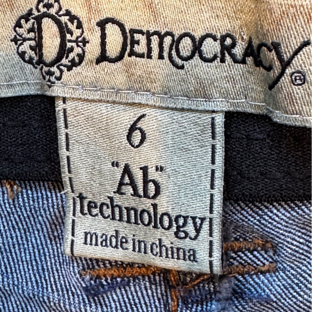 Democracy Blue Slim Jeans with Ab Technology - Picture 3 of 4